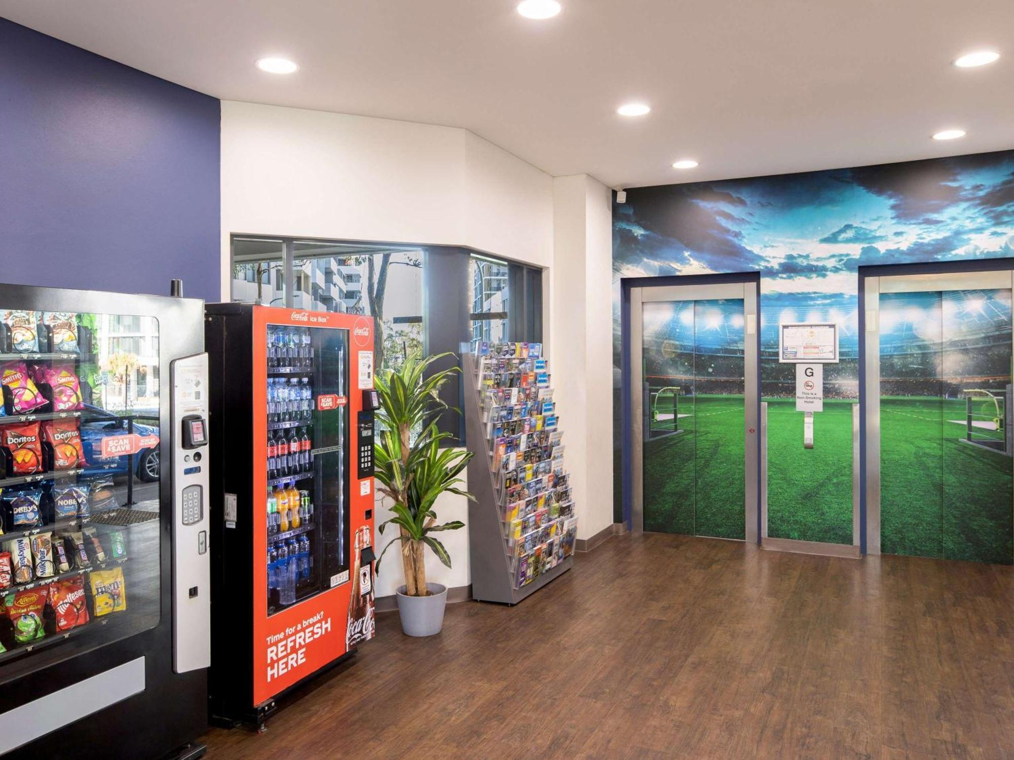 Ibis Budget Sydney Olympic Park Eksteriør bilde