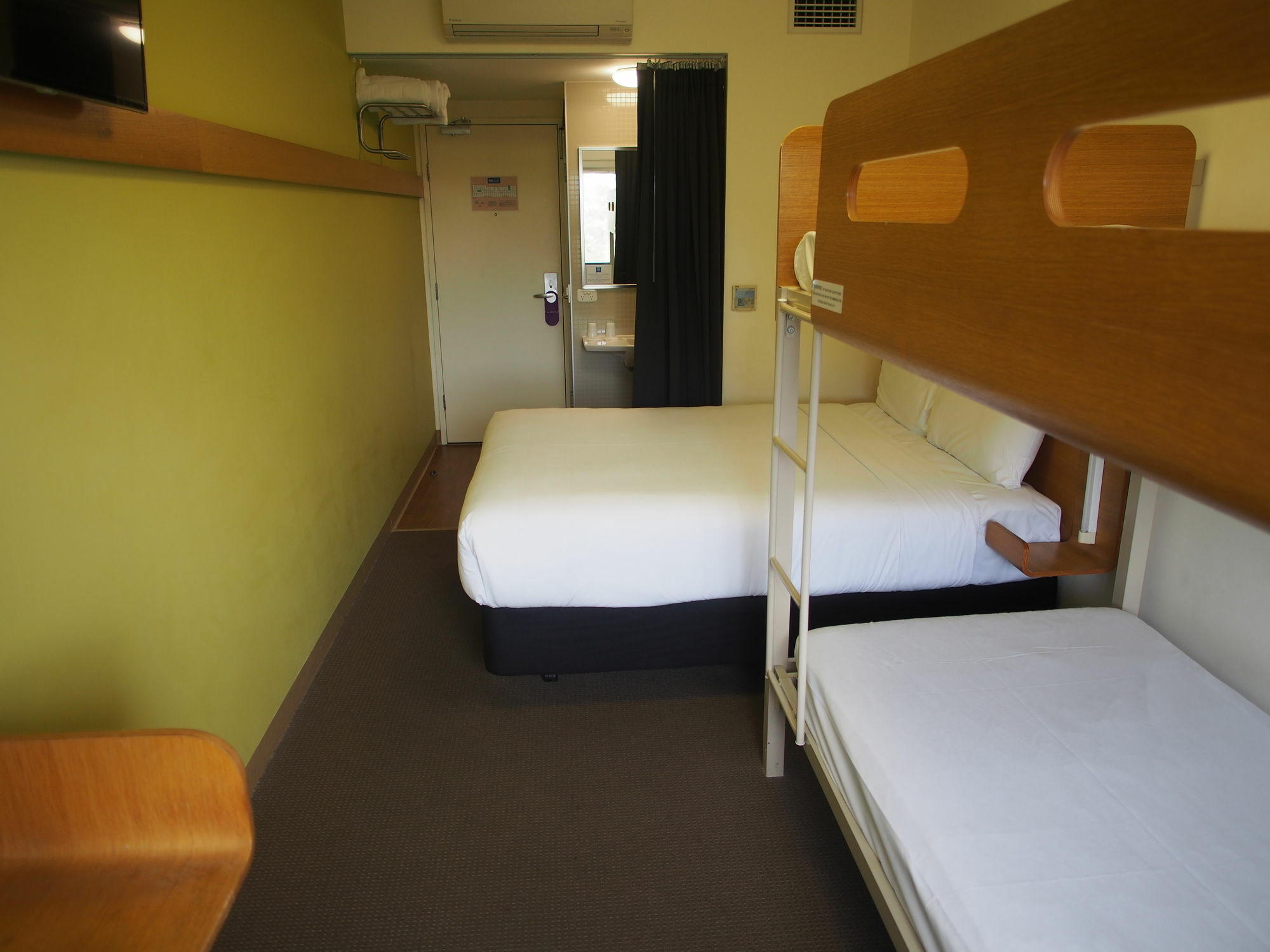 Ibis Budget Sydney Olympic Park Eksteriør bilde