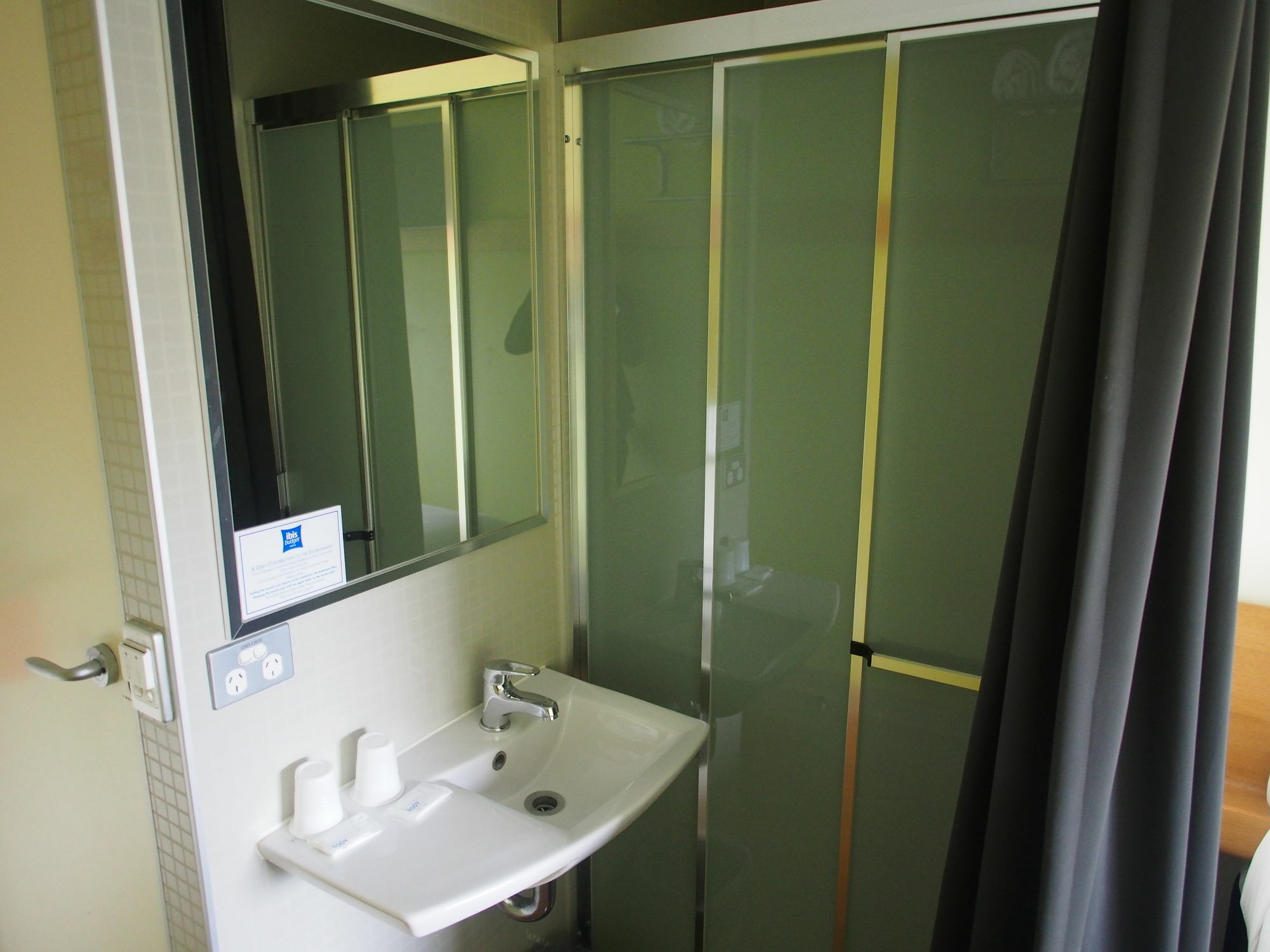 Ibis Budget Sydney Olympic Park Eksteriør bilde