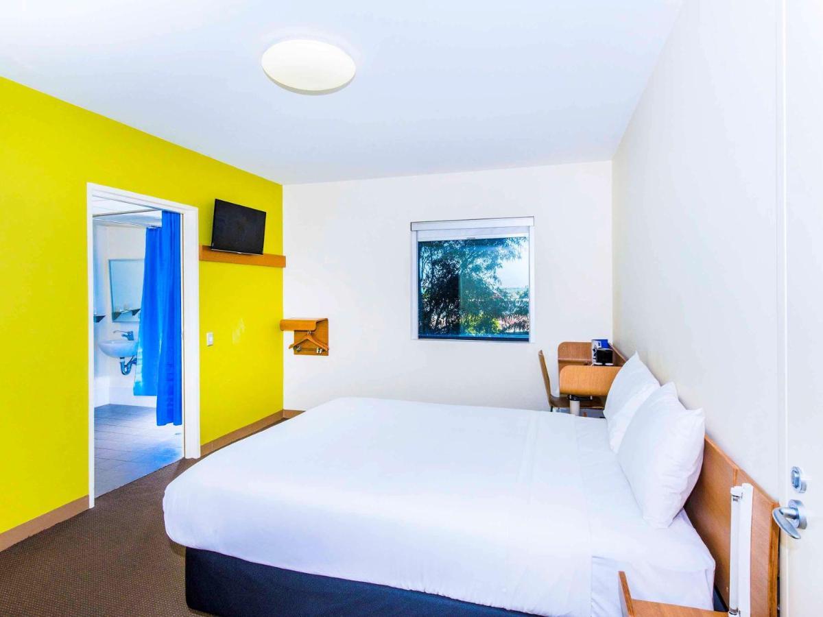 Ibis Budget Sydney Olympic Park Eksteriør bilde